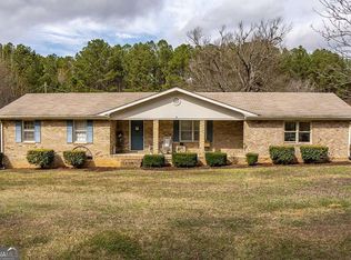 724 Earl North Rd, Newnan, GA 30263