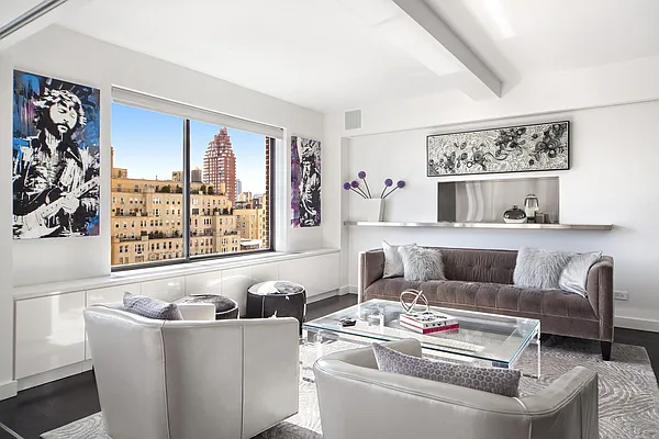 Sold by Stribling | media 3