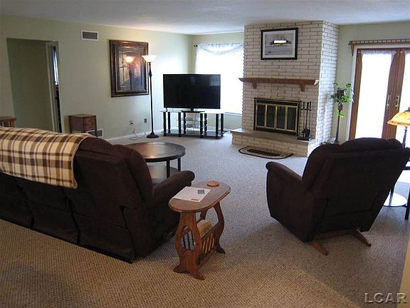 3rd image of 8573 Loire Valley Dr