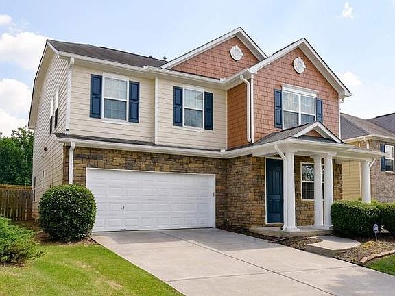 2nd image of 383 Roseglen Dr