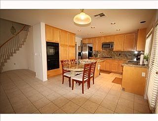 3rd image of 2420 La Sierra St