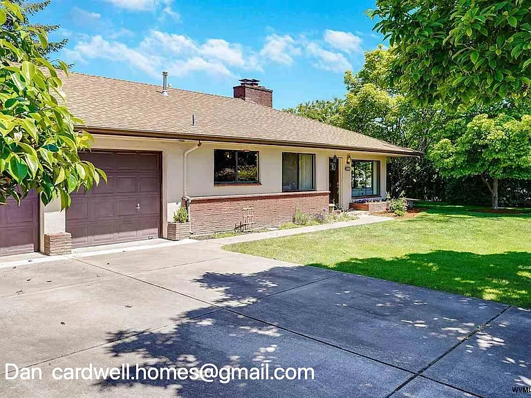 2321 NW Hazel Ave #2321 — Photo 3