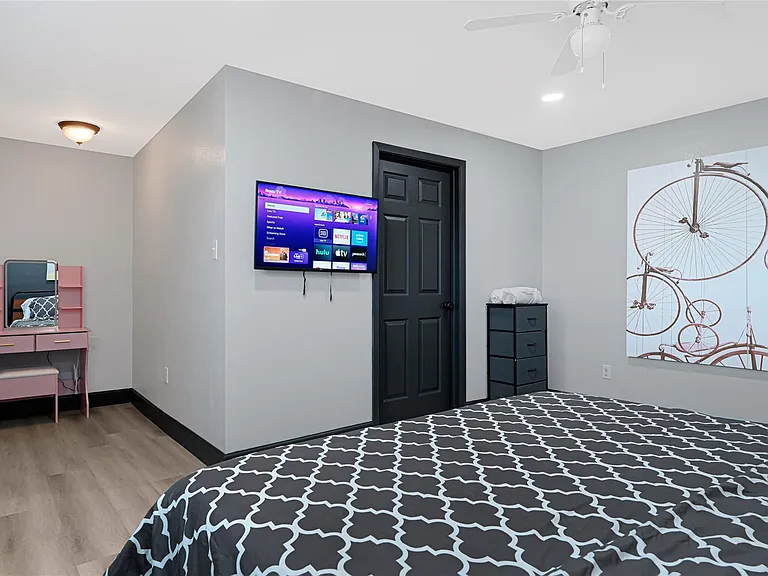 12115 Wood Forest Dr — Photo 35