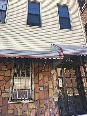 Rented by East Williamsburg Realty Inc | media 18