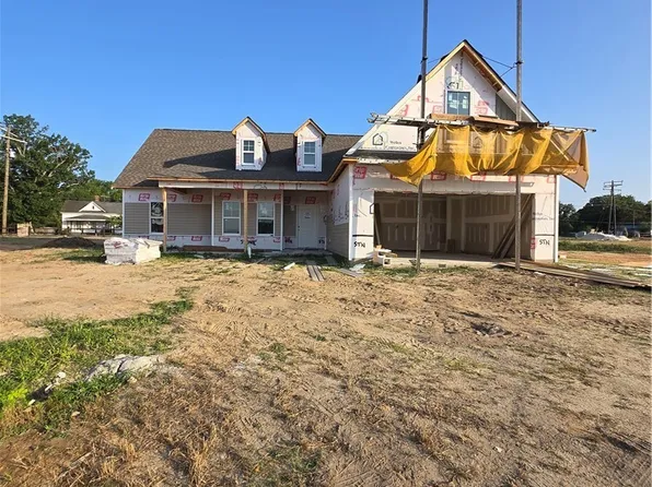 4301 Kirkhill Ct, Wade, NC 28395