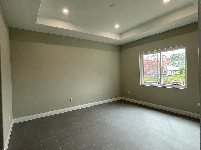 11 Corona Ct — Photo 18