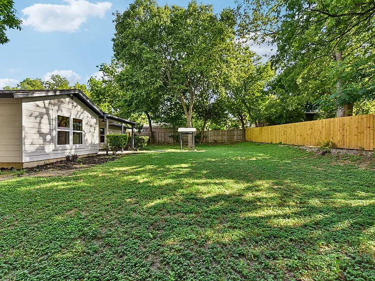 11900 Dove Haven Dr — Photo 36