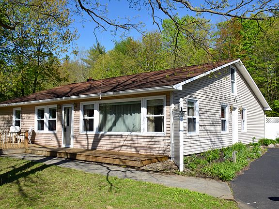 2nd image of 178 Pleasant View Dr