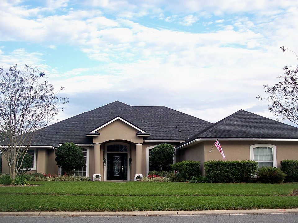 12027 River Plantation Dr