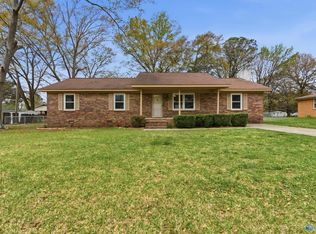 503 Broadway St NW, Hartselle, AL 35640