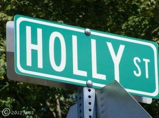 21 Holly St, Earleville, MD 21919
