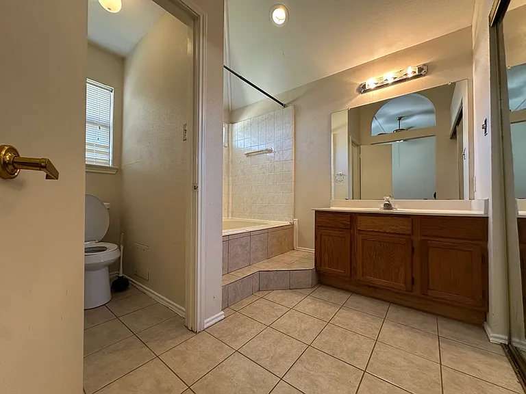 7605 Cornell Dr — Photo 16