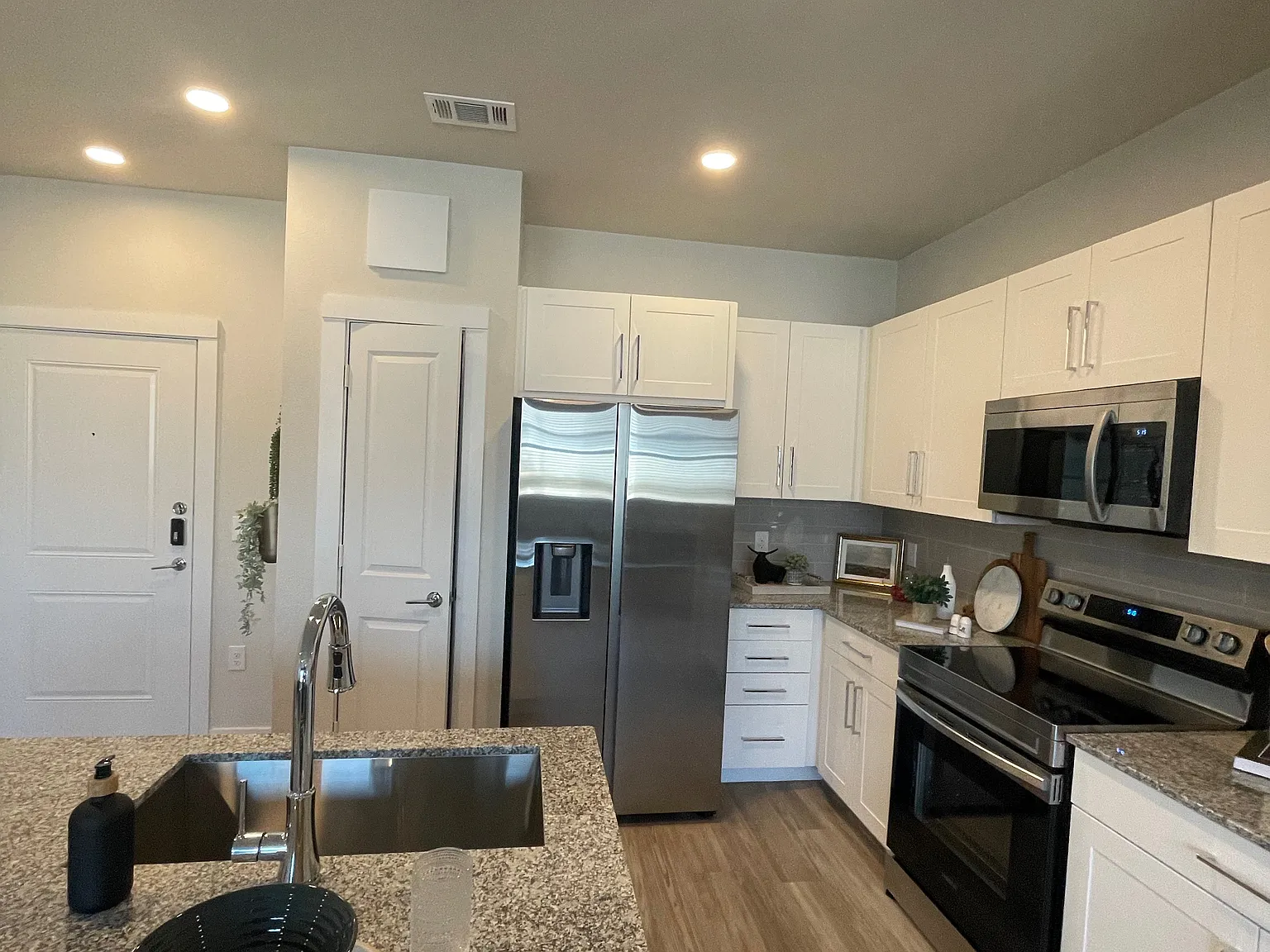 S Kowald Ln, New Braunfels — Photo 3