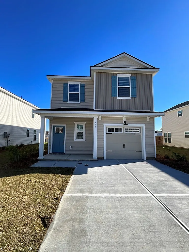 4 bed, 2.5 bath, 1928 sqft, $2,250 — Photo 2