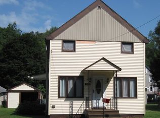 31 Mechanic St, Rouseville, PA 16344