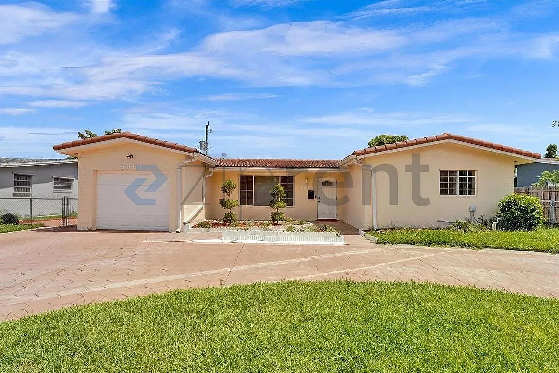 3 bed, 1734 sqft, $3,345 — Photo 1