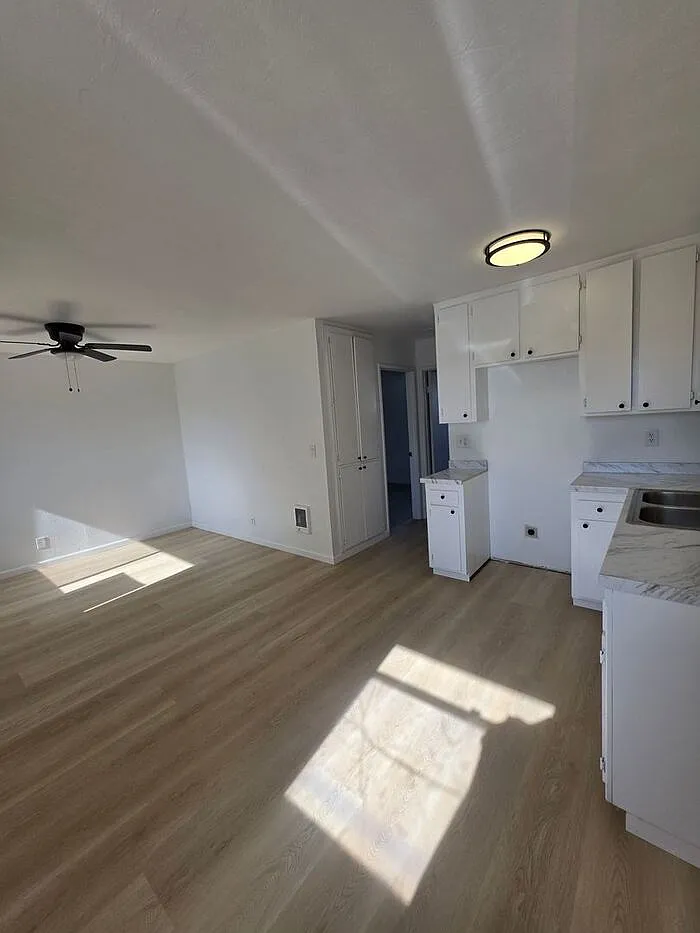 2 bed, 1.0 bath, $2,400 — Photo 4