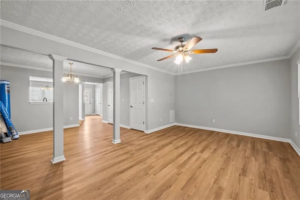 3 bed, 2.5 bath, 1444 sqft, $1,750 — Photo 4