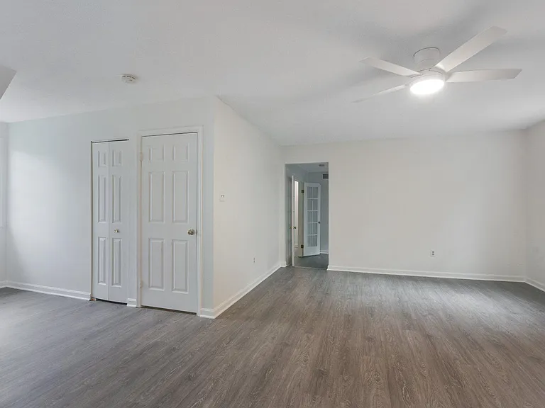 91 Premier Ct — Photo 23