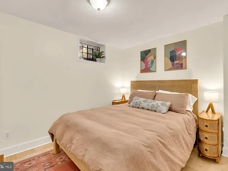 2536 S Walter Reed Dr #D — Photo 18