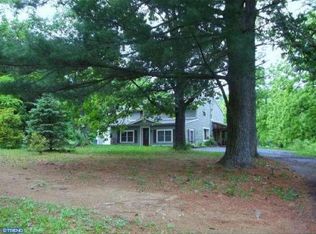 2389 Deep Creek Rd, Perkiomenville, PA 18074