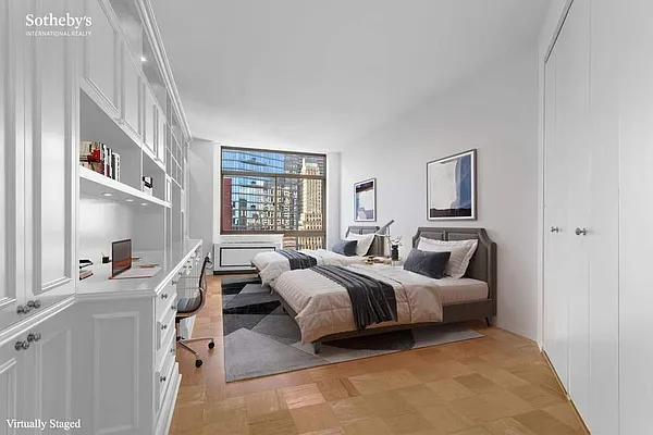 Sold by Sotheby's International Realty | media 17