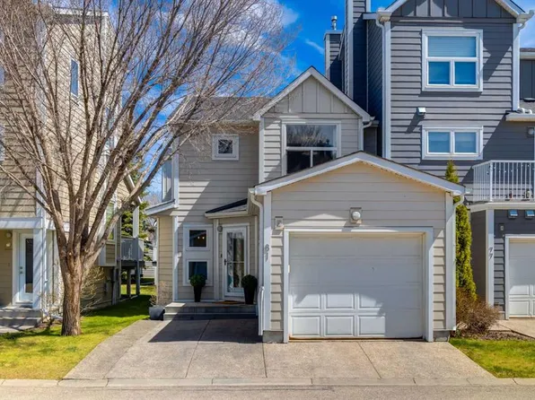 81 W Inglewood Point SE, Calgary, AB T2G 5K7