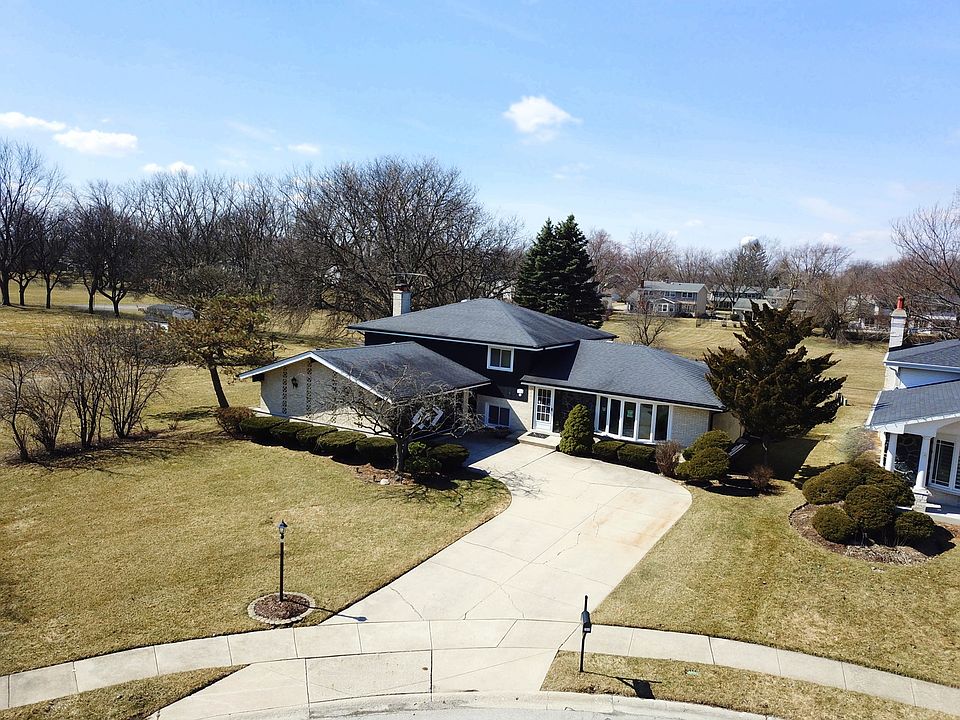 1st image of 7944 Glen Ln