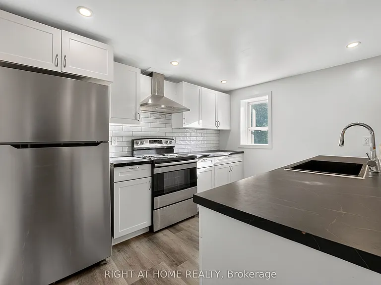 279 Darling St #2 — Photo 10