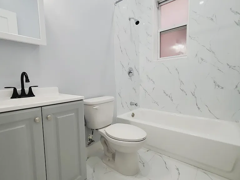 81 Bostwick Ave #2L — Photo 6