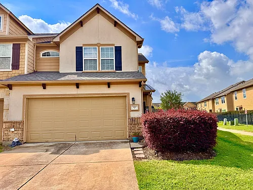 3947 Calgary Cir Photo 1