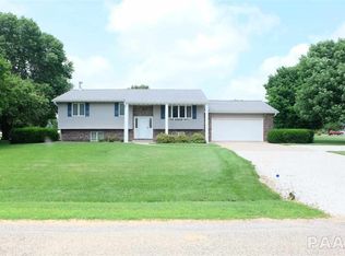 19207 W Bethel Rd, Trivoli, IL 61569