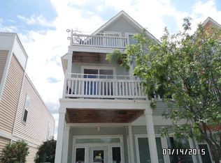 1677 Town Center St, Aurora, IL 60504