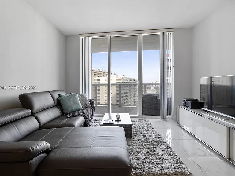 1800 S Ocean Dr #909 — Photo 2