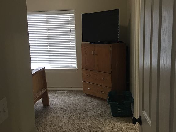 5th image of 3888 E 12 N