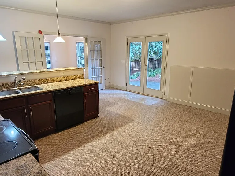 1212 Turtle Creek Ct #MAIN — Photo 3