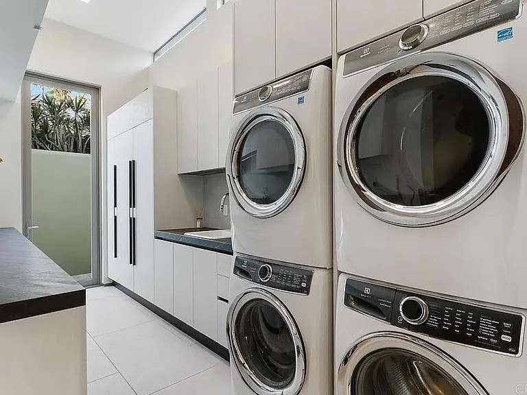 6436 Camino De La Costa — Photo 31