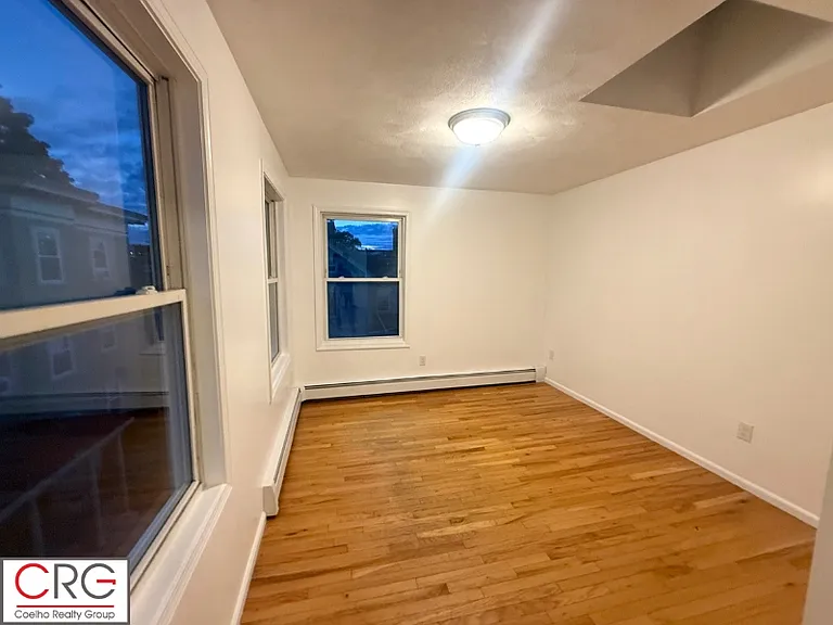 8 Pearl St #3 — Photo 8
