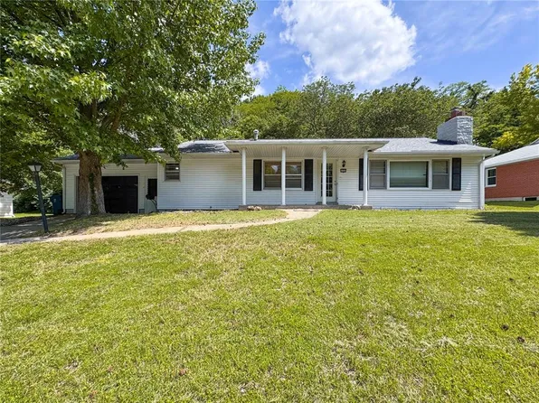 1505 W Main St, Collinsville, IL 62234