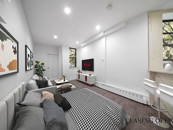 2nd image of 952 Bergen St APT 3