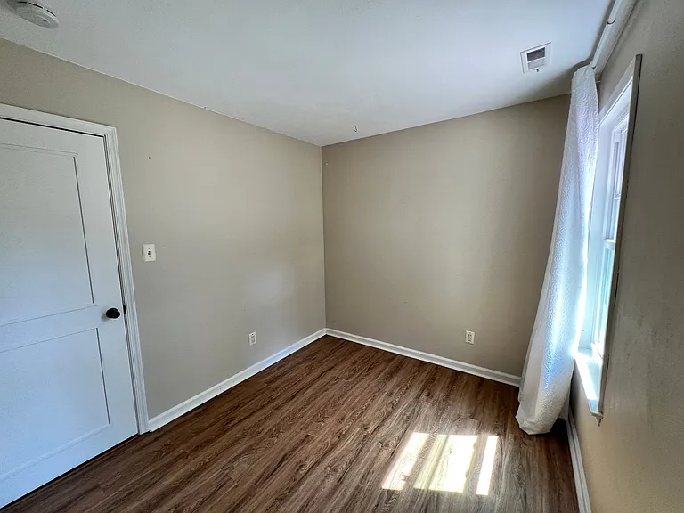 1594 Hummingbird Ln — Photo 14