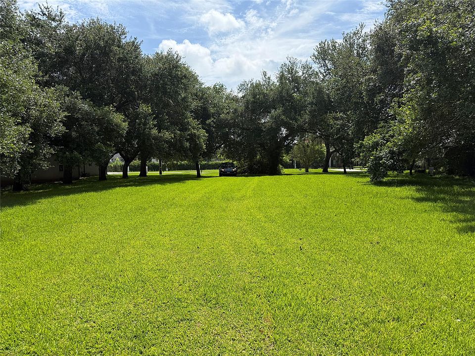 1st image of 4907 Diamond Springs Dr