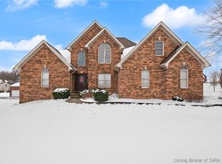 3048 Wolf Den Court, New Albany, IN 47150