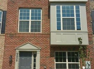 9809 Smithview Pl, Glenarden, MD 20706