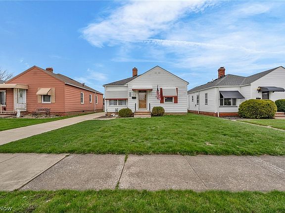 5th image of 912 Dawnwood Dr