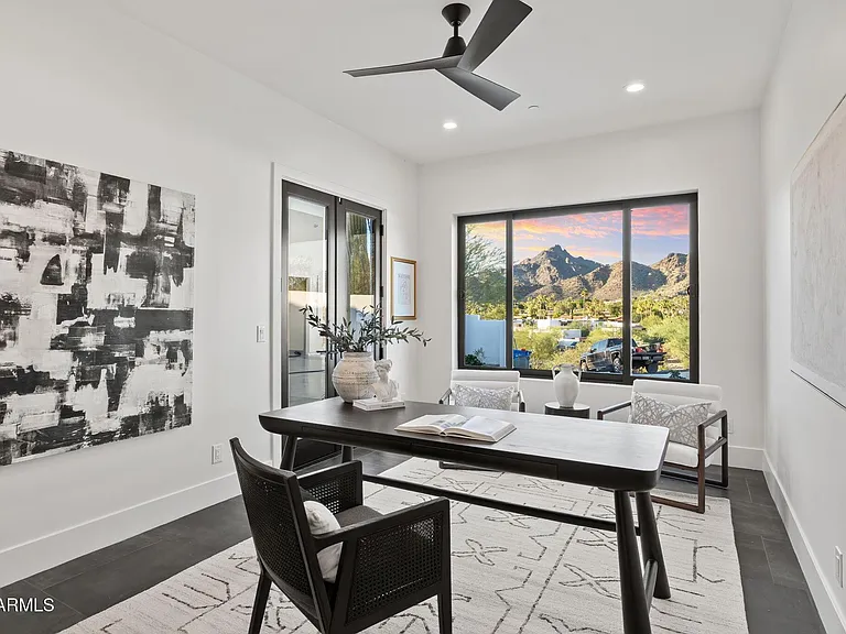 3135 E Palo Verde Dr — Photo 34