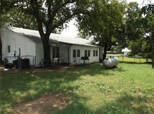 308 Pine Ln, Tolar, TX 76476