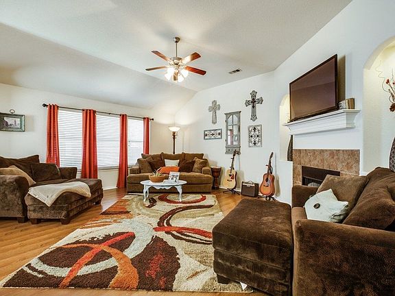 4th image of 6705 Chalk River Dr
