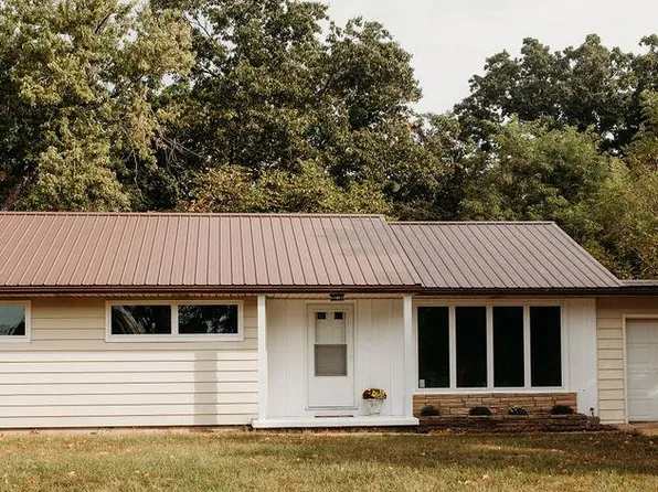 22 Saint Joseph St, Viburnum, MO 65566