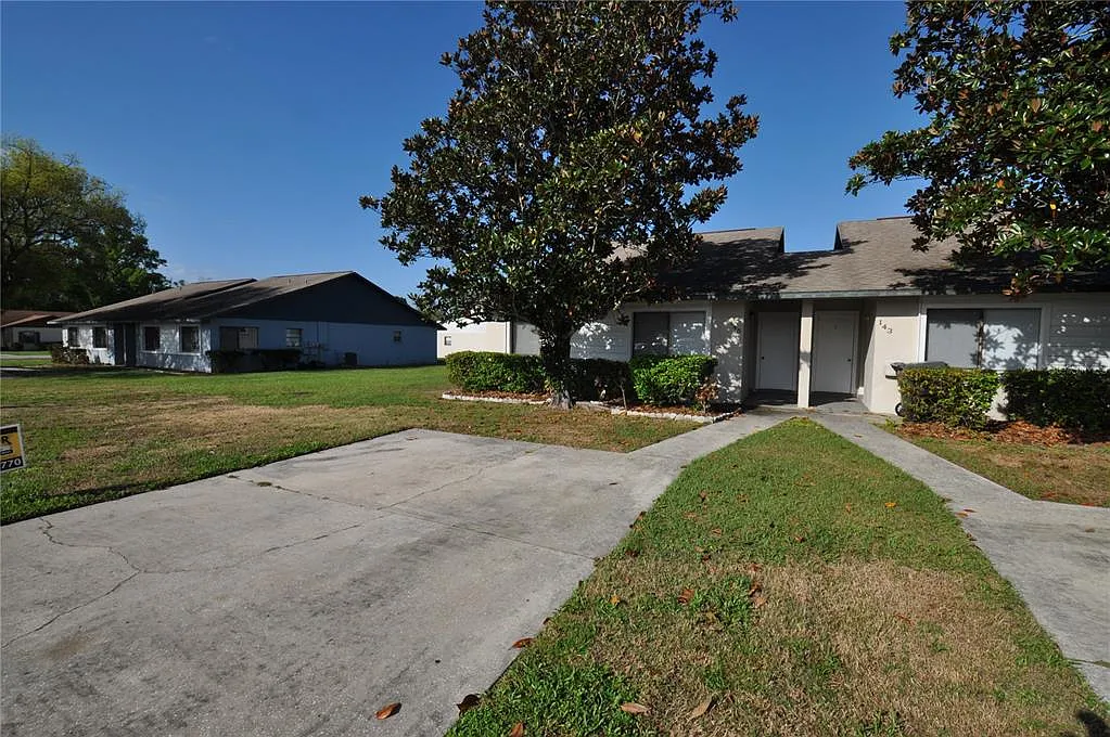 2 bed, 2.0 bath, 1008 sqft, $1,395 — Photo 1